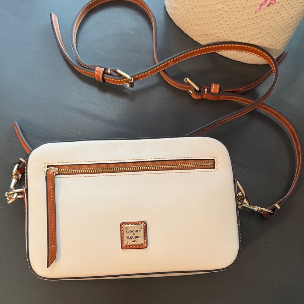 NWOT Dooney & Bourke Cream and Brown Crossbody Bag